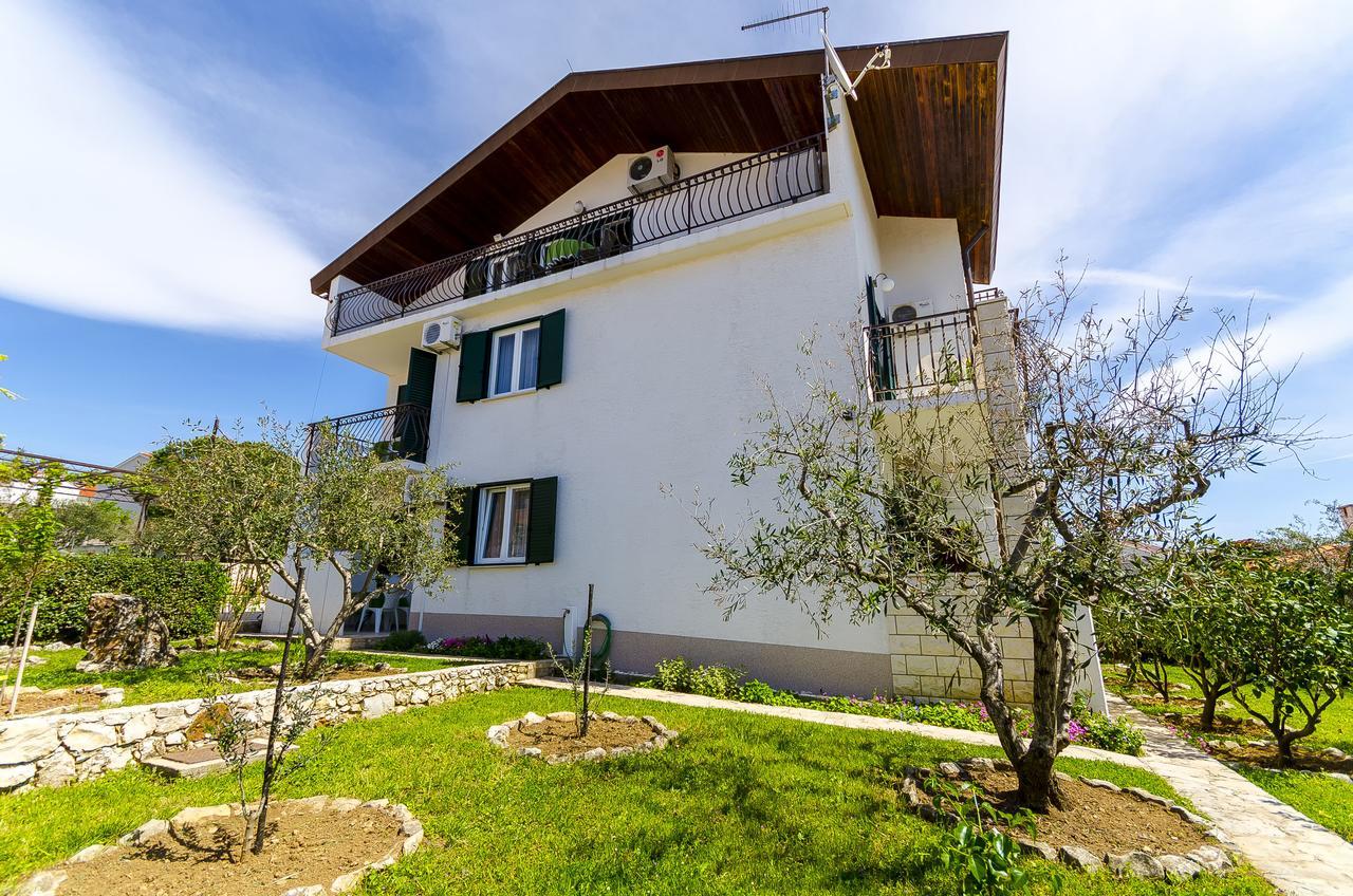 Apartments Mate تروغير المظهر الخارجي الصورة