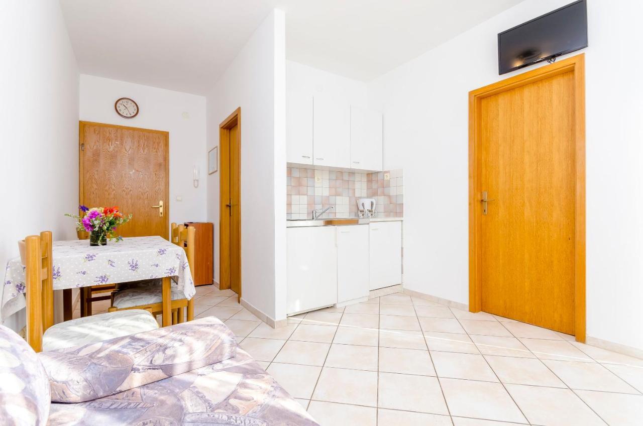 Apartments Mate تروغير المظهر الخارجي الصورة
